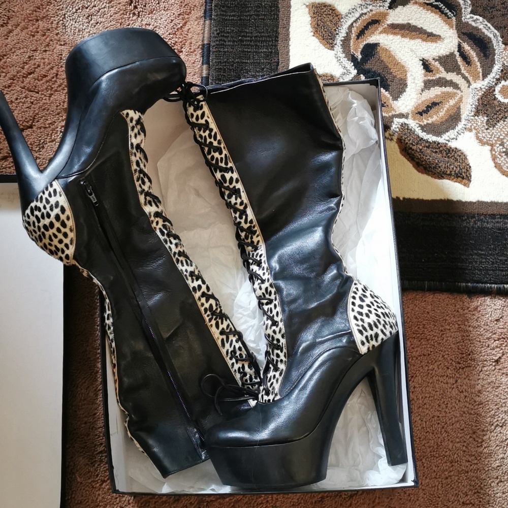 Santini Mavardi boots